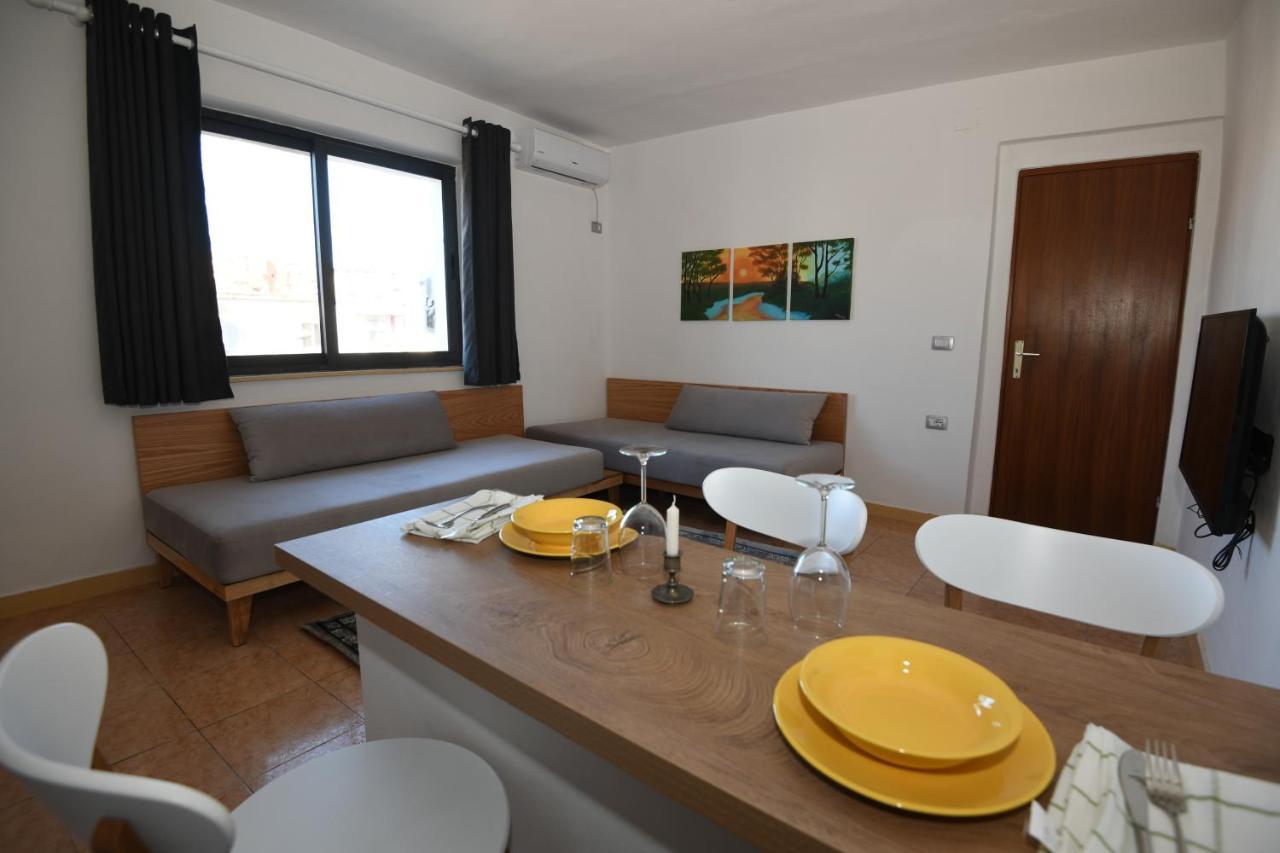 Rondine Studio Apartment Tirana Esterno foto